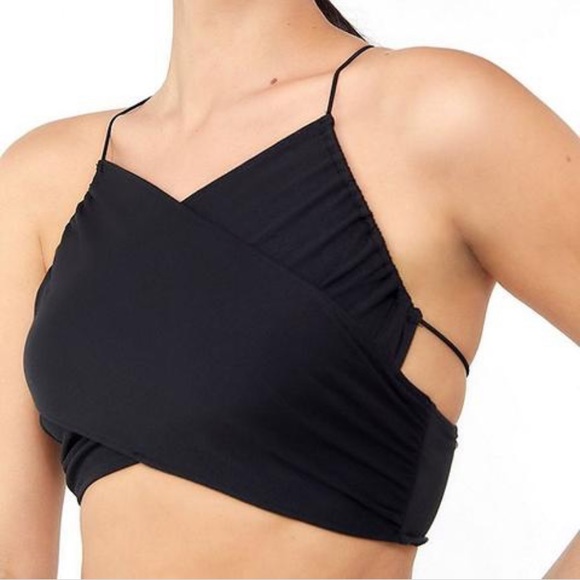 Urban Outfitter Black Crop Top - Picture 1 of 2